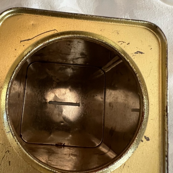 USA made, vintage Hallmark Coin Bank - Picture 7 of 9